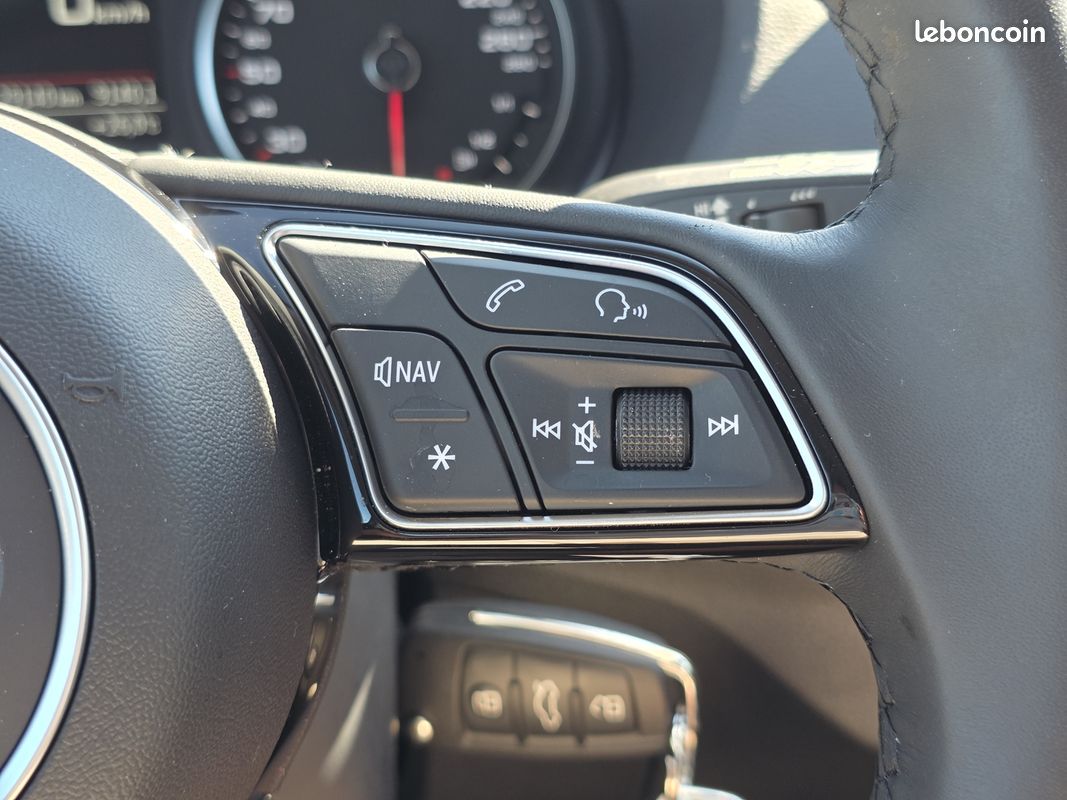 Audi Q2 35 TFSI 150CH BUSINESS LINE S TRONIC 7 (image 21)