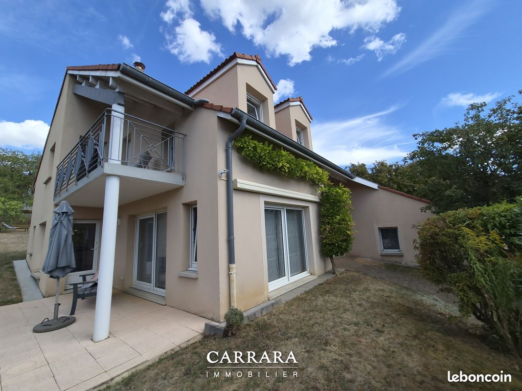Maison 7 pièces 220 m² · à Scy-Chazelles · 220 m² · 2 300 €/mois