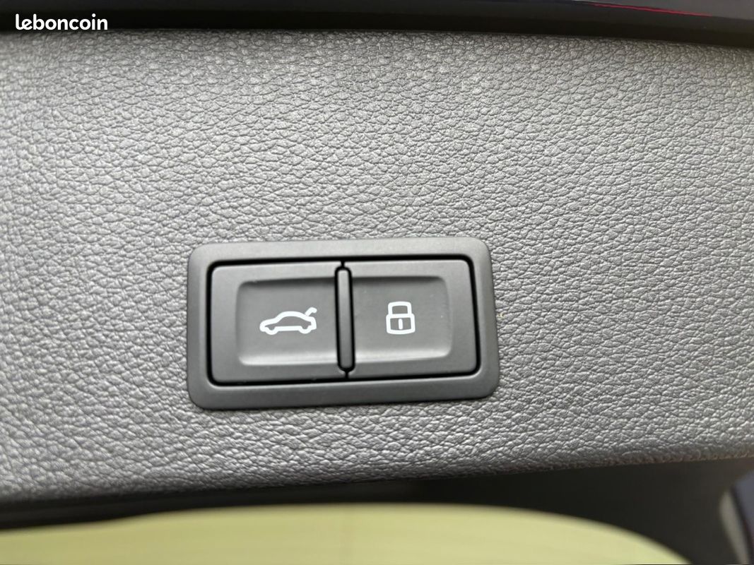 AUDI Q2 35 TFSI 150 S tronic 7 S line (image 22)