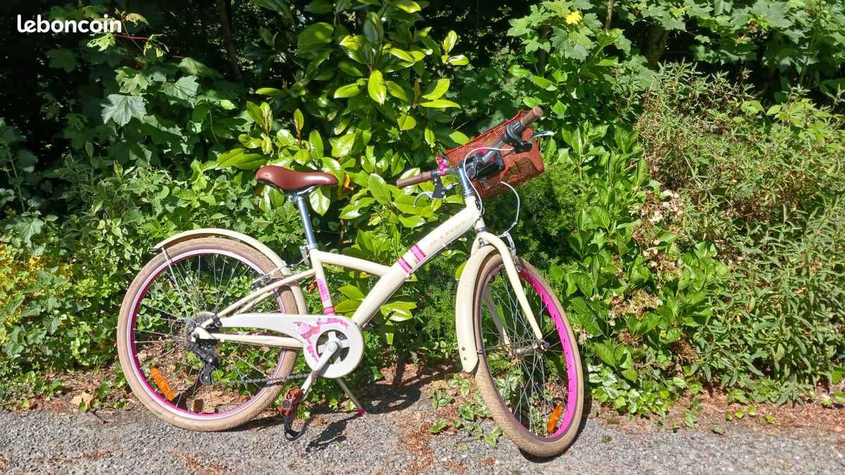 Achetez vélo b- twin enfant occasion, annonce vente à Strasbourg (67