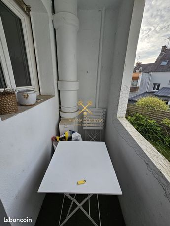 https://img.leboncoin.fr/api/v1/lbcpb1/images/dd/f7/e8/ddf7e89bfbf594ff36296c03c4de8c8a29614812.jpg?rule=ad-image