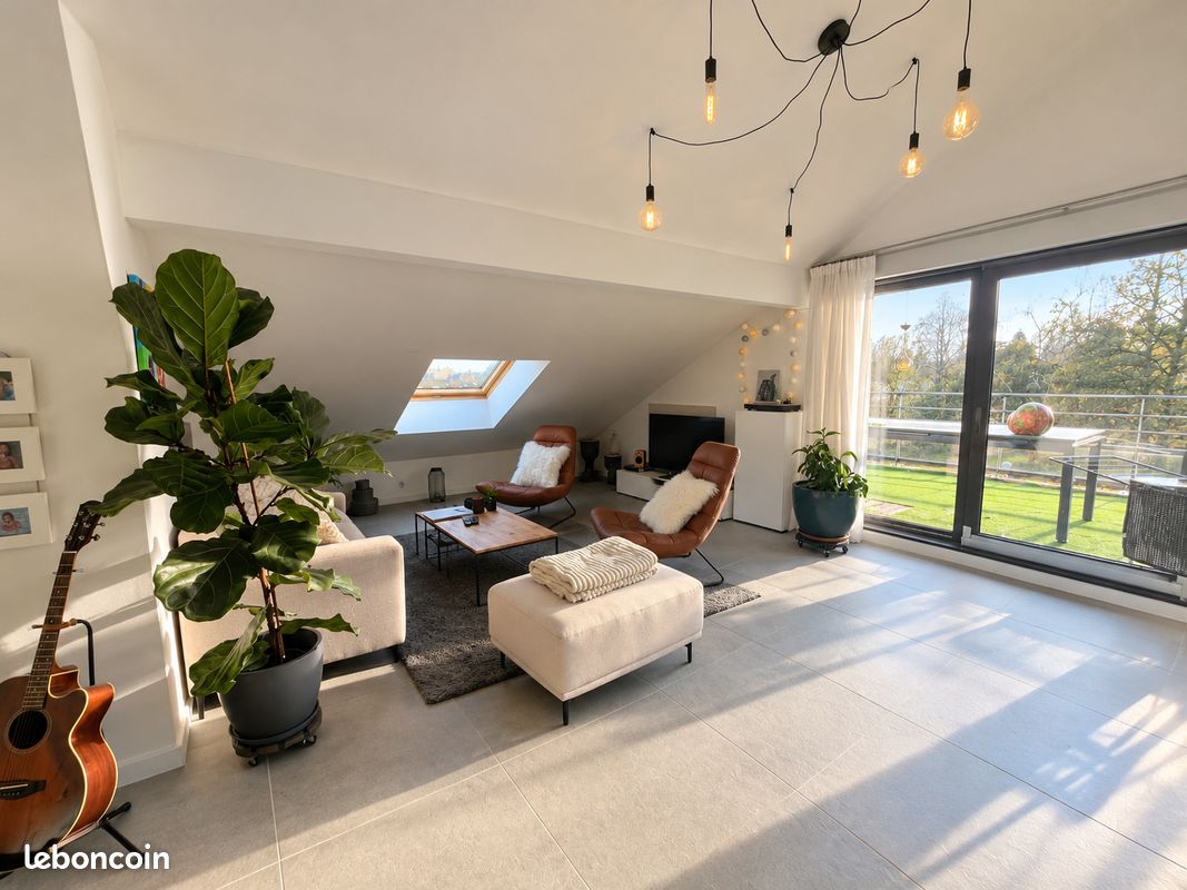 Appartement 5 pièces 152 m² · à Divonne-les-Bains · 152 m² · 845 000 €