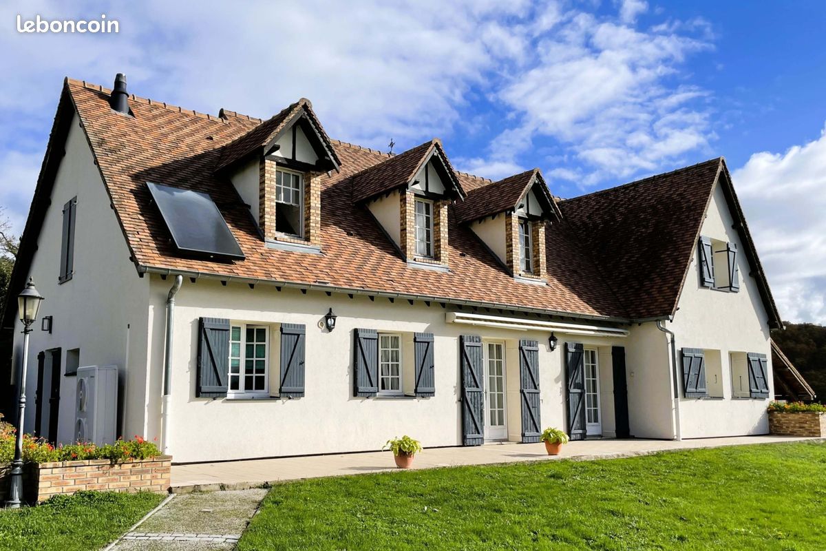 Maison 4 pièces 190 m² · à Perrigny-sur-Loire · 190 m² · 265 000 €