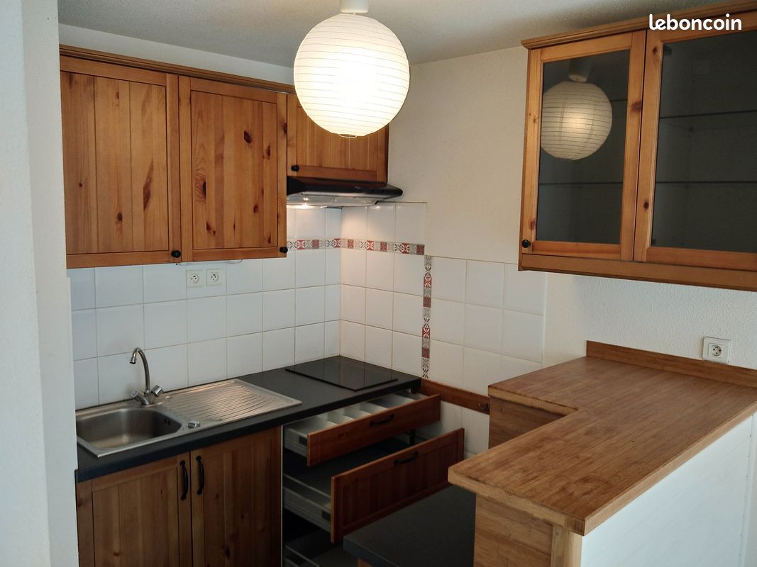 Parking 2 pièces 38 m² · à Bordeaux · 37,5 m² · 755 €