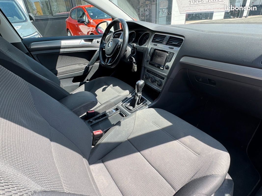 Golf 7 sw dsg7 confortline business 1.6l tdi 105 (image 6)