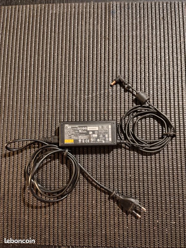 Chargeur PC Portable NEC / Toshiba / Asus 19V 3.16A 60W Original (ADP64 / PC-VP-WP36) (image 1)