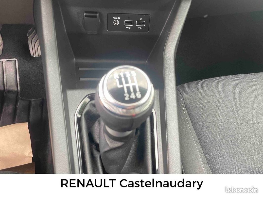 Renault clio societe blue dci 100 evolution reversible (image 22)