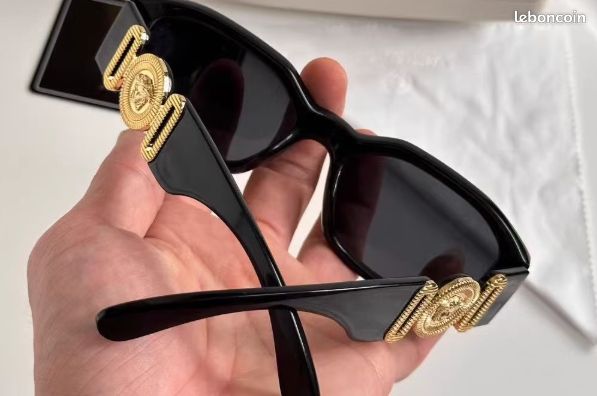 Lunettes de soleil Versace (image 3)