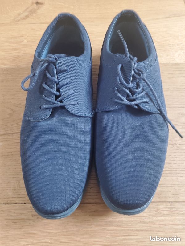 Chaussures classes gémo taille 39 (image 1)