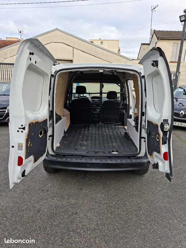 RENAULT KANGOO 1,5 DCI-90 GRAND CONFORT 2018 -283000KMS 1èreMAIN 3300E TVA RÉCUPÉRABLE (image 7)