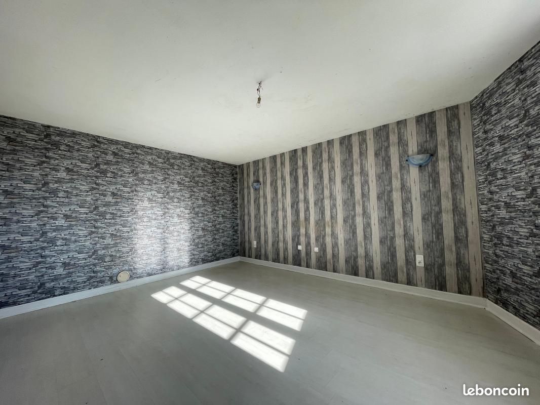 Maison 4 pièces 90 m² - Saint-Savinien 17350 (image principale 19)
