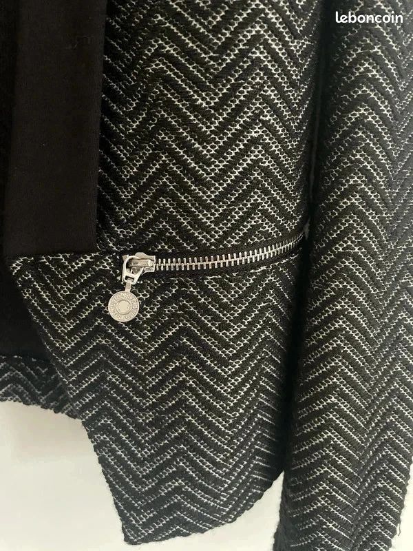 Veste Le Temps Des Cerises Taille S - Design Asymétrique Noir & Blanc - Occasion Très Bon État