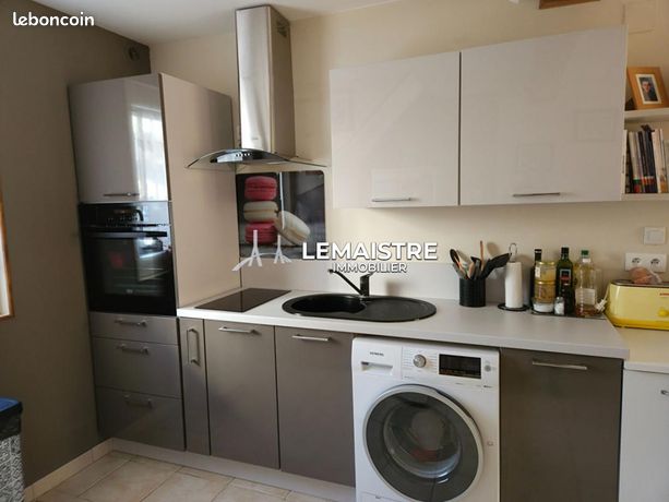 https://img.leboncoin.fr/api/v1/lbcpb1/images/de/06/67/de066778145370993a09352653f44b2a9e3cd8e4.jpg?rule=ad-image
