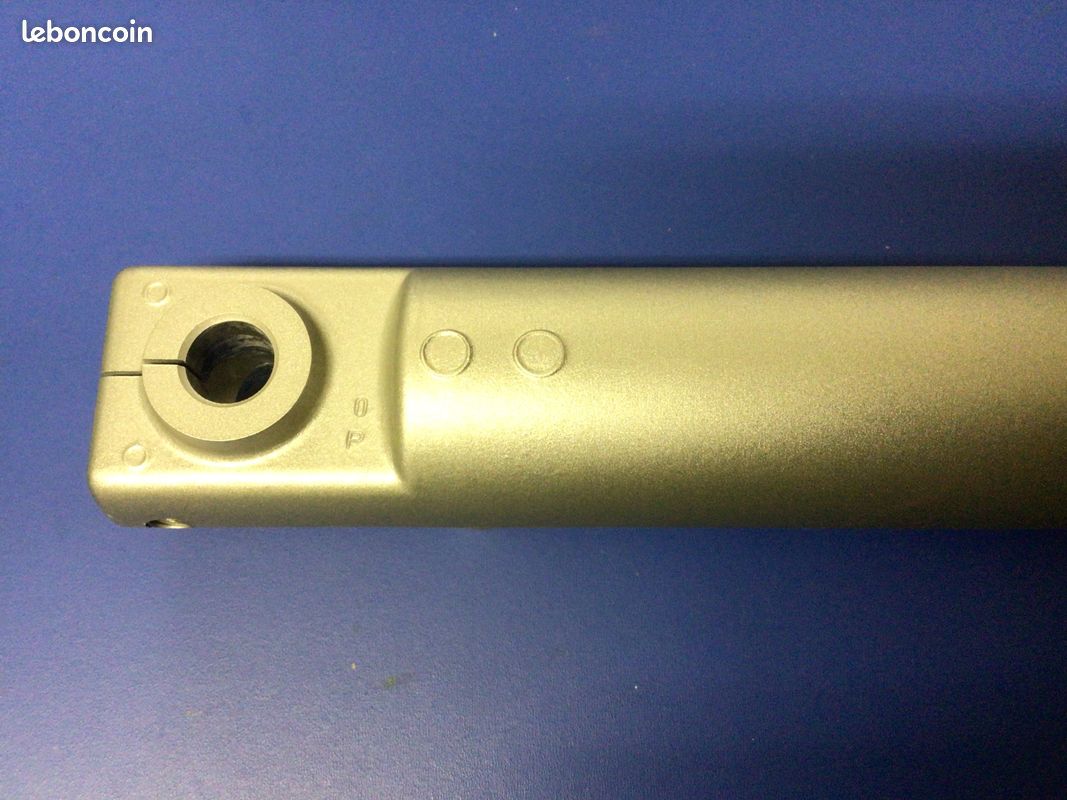 Yamaha 125 TDR fourreau de fourche droit (image 2)