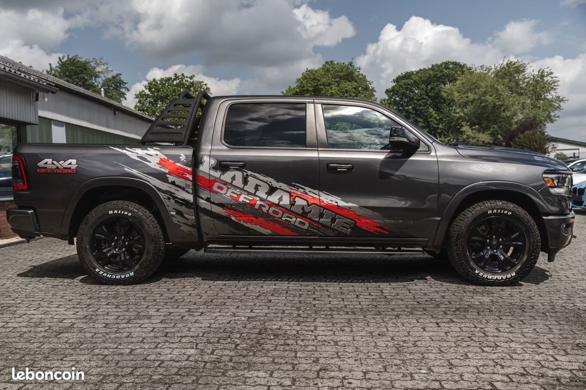 Dodge RAM 1500 Laramie eTorque GPL 5.7 V8 HEMI 401 ch 4x4 – Harman Kardon – Pano – 360° (image 5)