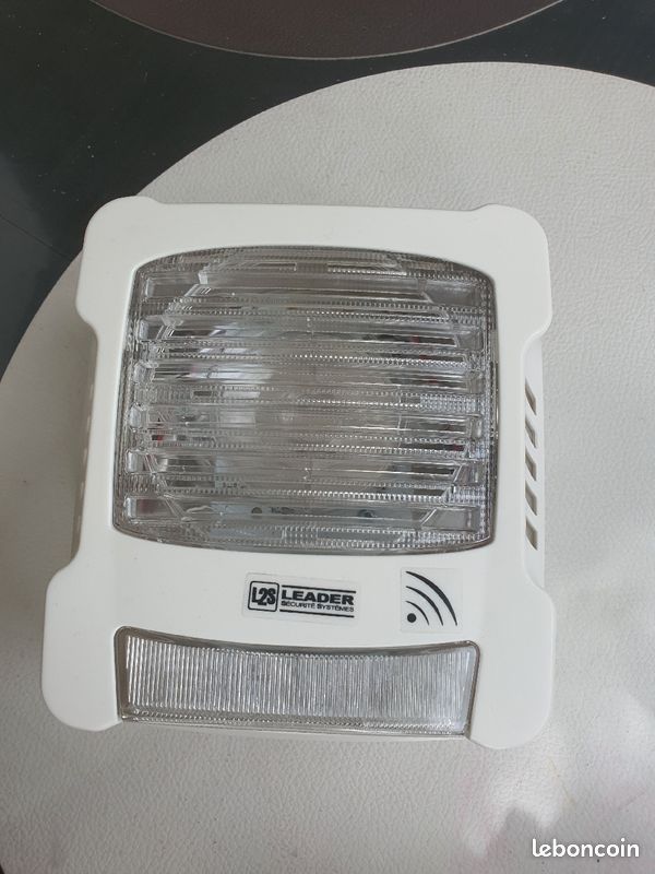 Diffuseur sonore et lumineux d'alarme (image 1)