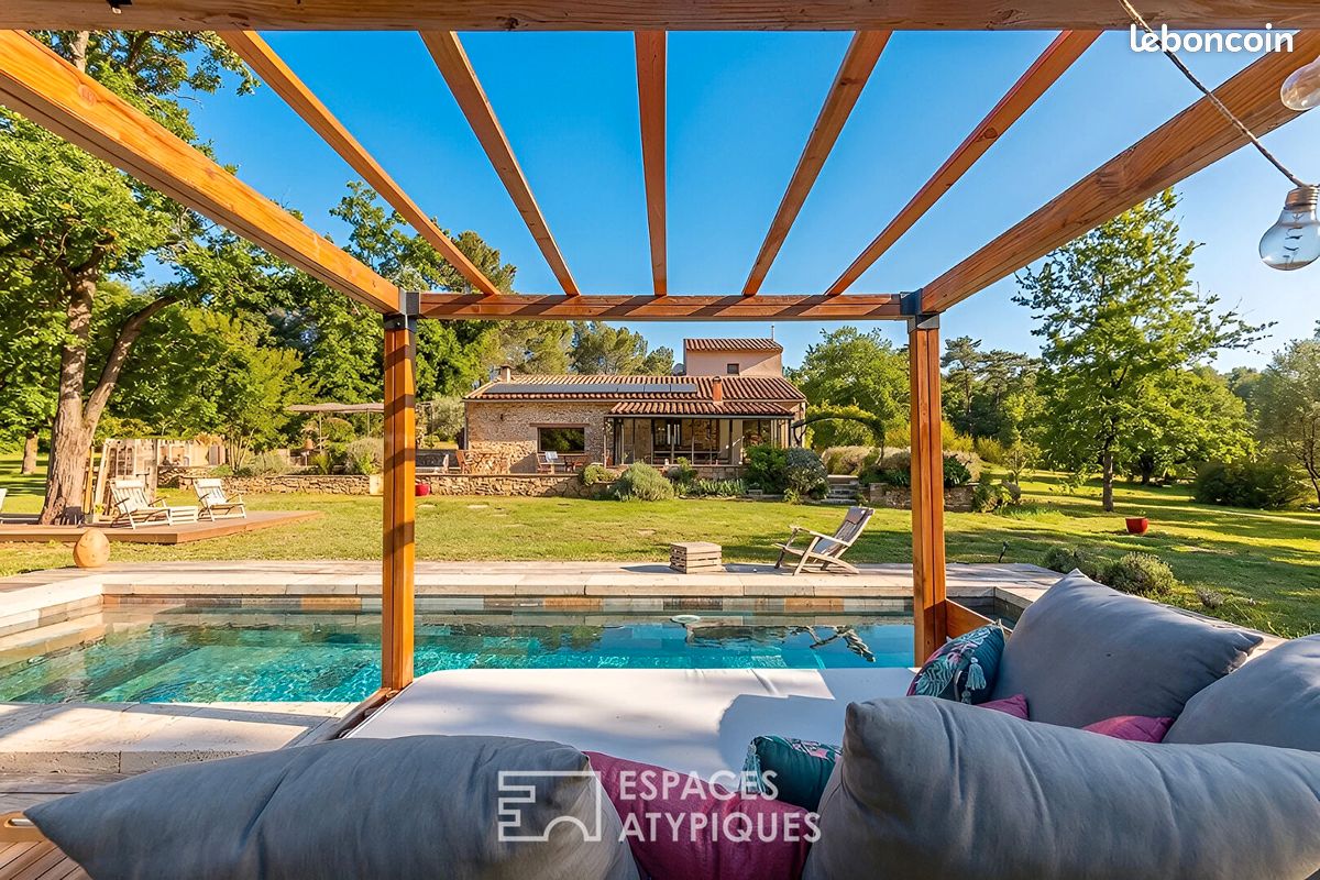Maison 4 pièces 104 m² · à Tourrettes · 104 m² · 889 000 €