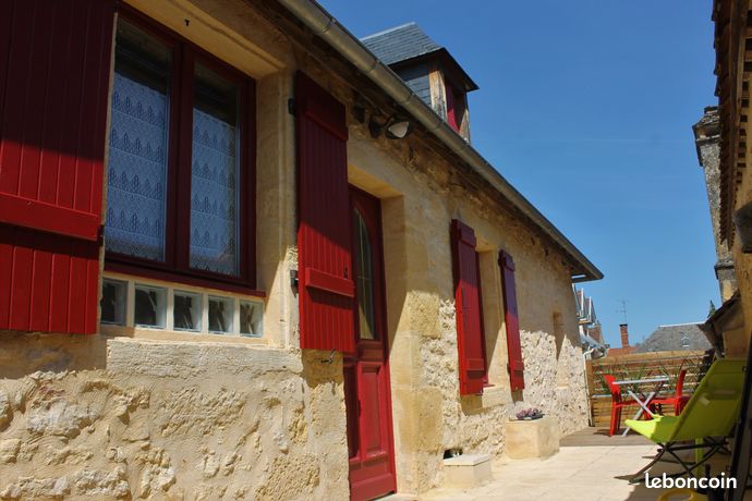 Maison 3 pièces, climatisée et meublée, avec terrasse, dans le bourg de La Canéda
