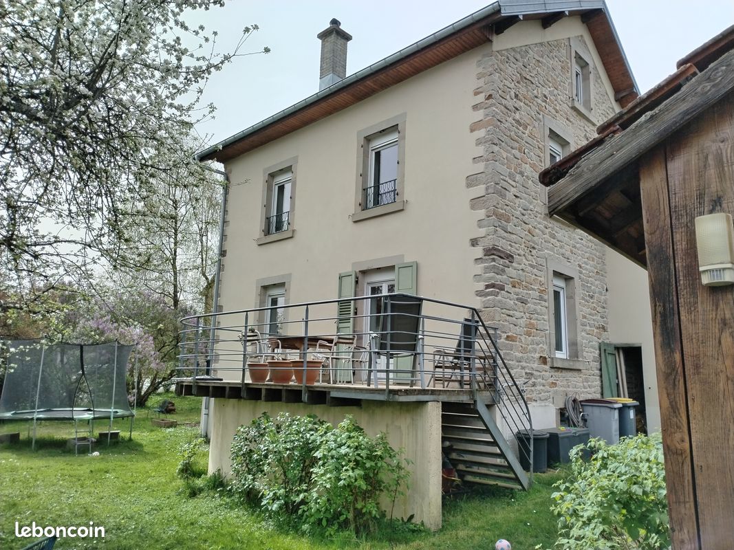Maison 6 pièces 130 m² · à Luxeuil-les-Bains · 130 m² · 980 €/mois