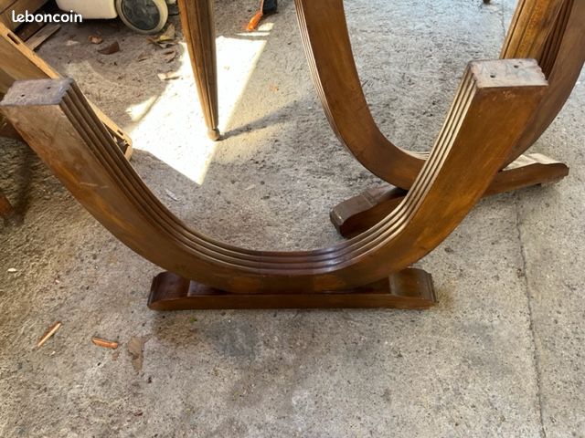 Pieds de table ancien (image 1)