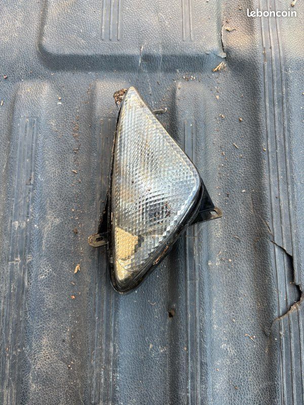 Feux Stop Clignotants Blancs Pour Yamaha T-Max 500 (2001-2007) - Gemmes - Code 77206373
