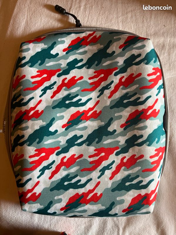 Coque sac d’école (image 1)