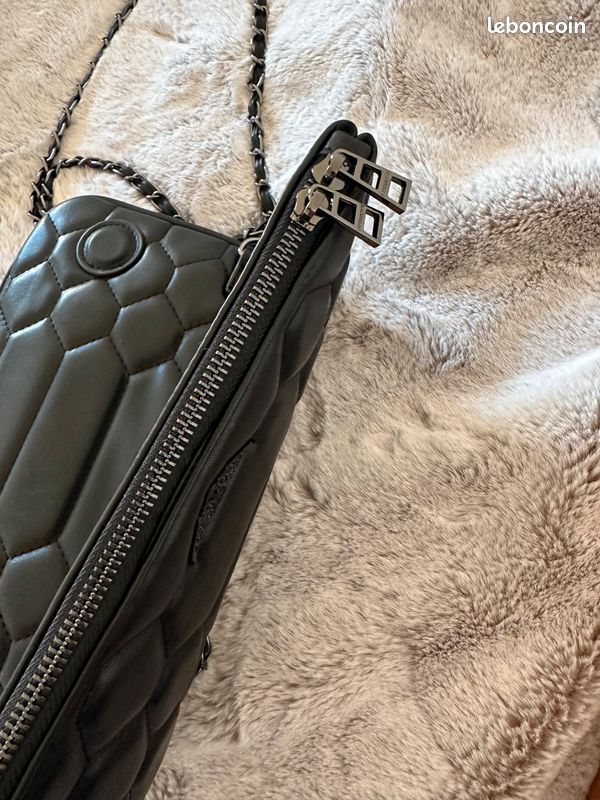 Pochette matelassée rock zadig et voltaire (image 10)