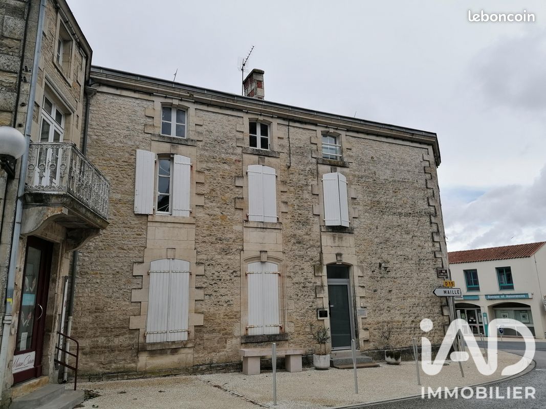 Immeuble 94 m² · à Maillezais · 94 m² · 139 000 €