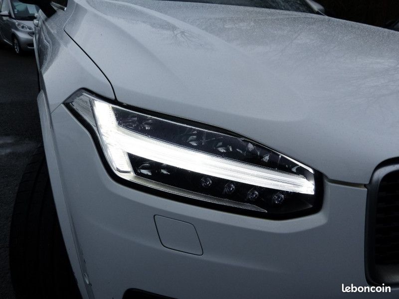 Volvo XC90 D5 AWD 225CH R-DESIGN GEARTRONIC 7 PLACES (image 7)