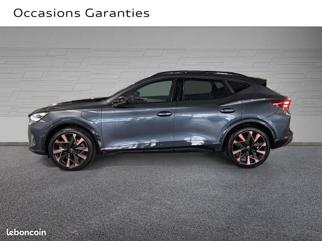 Cupra Formentor 1.5 eHybrid 272ch VZ Extreme DSG6 (image 2)