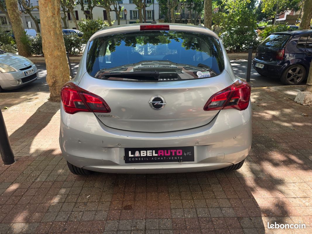 OPEL CORSA 1.4 90 ch Design 120 ans BVM5 - CARPLAY / CAMERA DE RECUL (image 6)