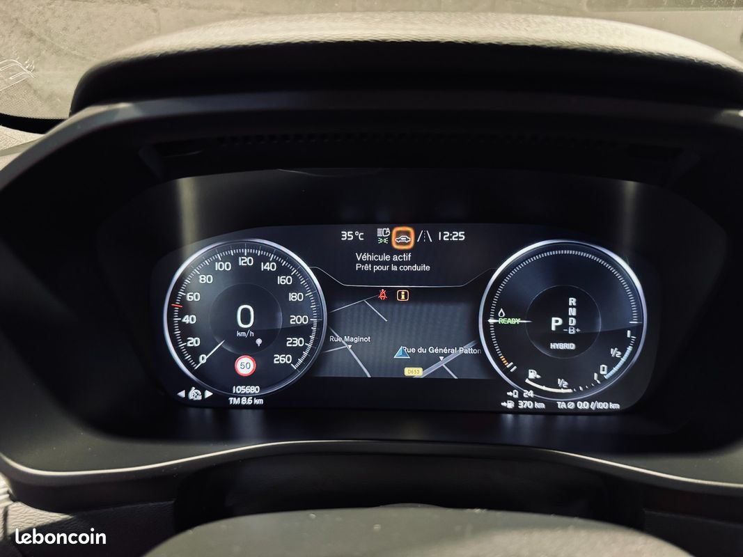 VOLVO XC40 R-Design T5 Recharge 180+82 ch DCT7 (image 31)