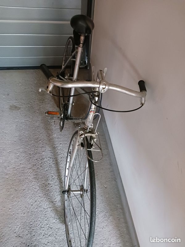 Vélo Vintage Motobécane – 10 Vitesses – Bon État (image 3)