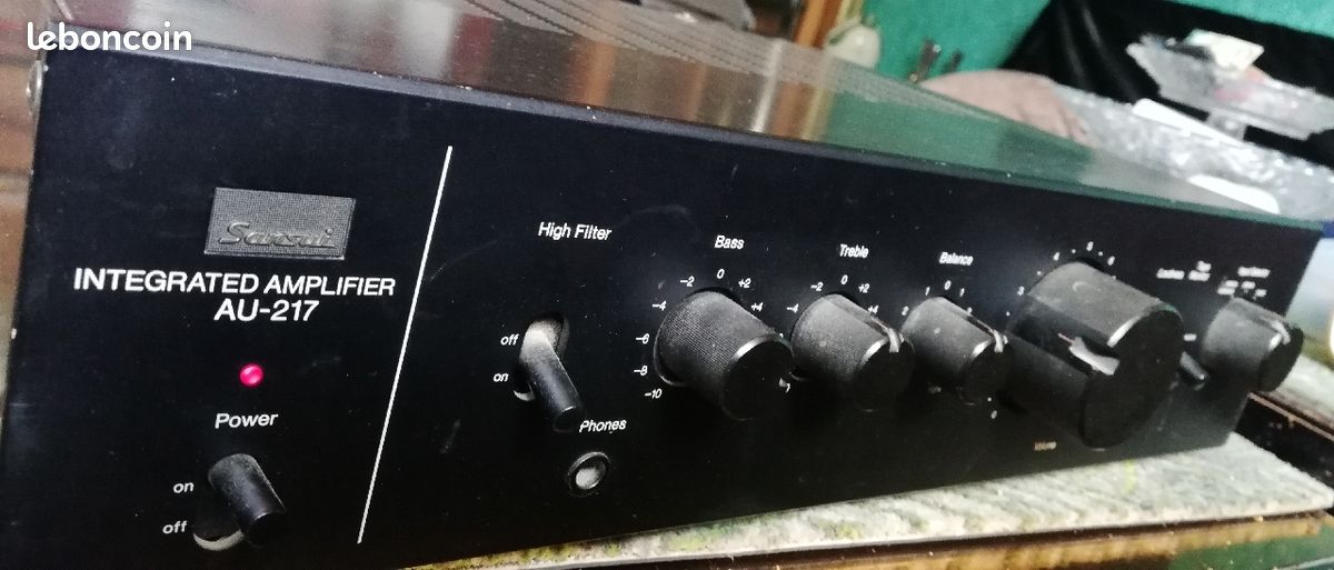Sansui AU-217 Integrated Amplifier (image 2)