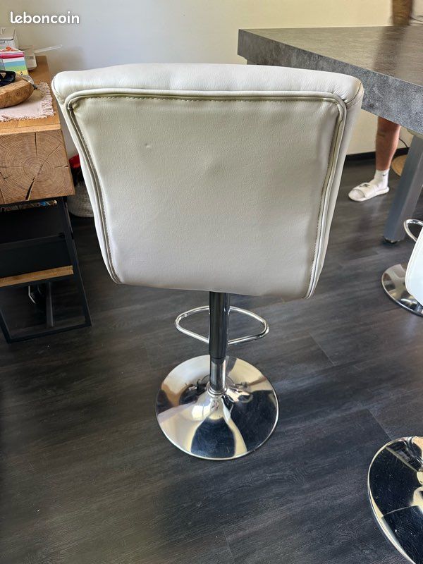 Table et chaise (image 6)