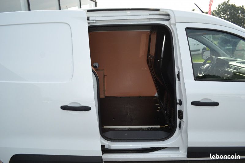 Renault EXPRESS VAN 1.5 BLUE DCI 75CH ESSENTIEL 22 (image 9)