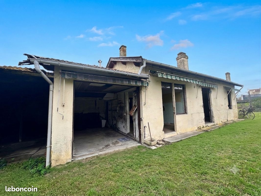 Maison 3 pièces 94 m² · à Bègles · 94 m² · 180 000 €