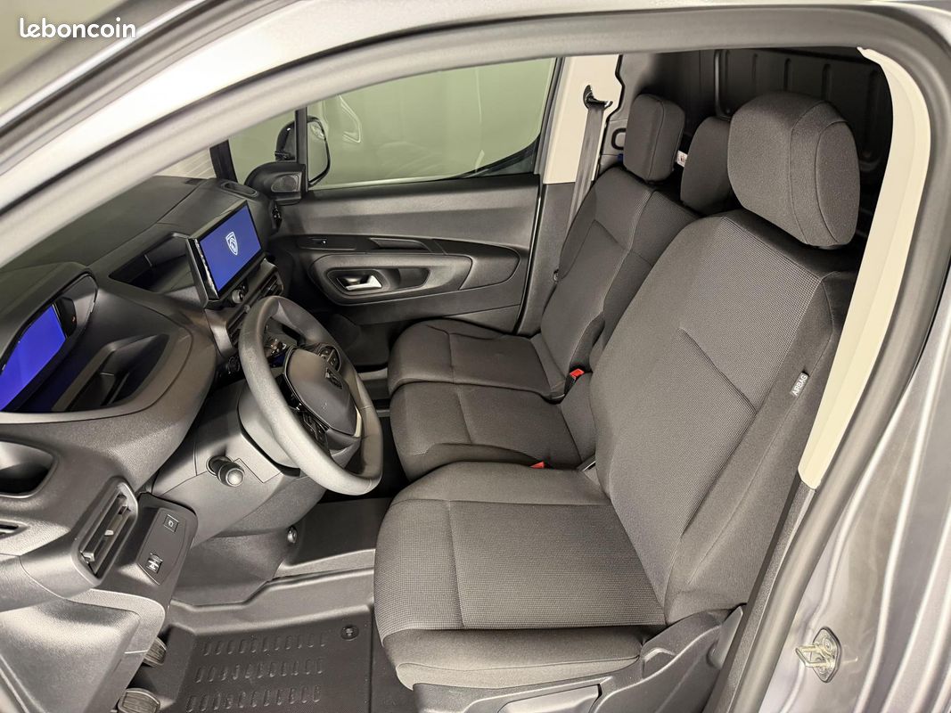 PEUGEOT PARTNER M 650KG 1.5 BlueHDi 130 Pack Premium Connect (image 17)