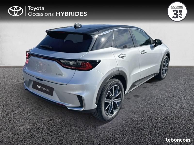 Lexus LBX 1.5 136ch Emotion 2WD (image 10)