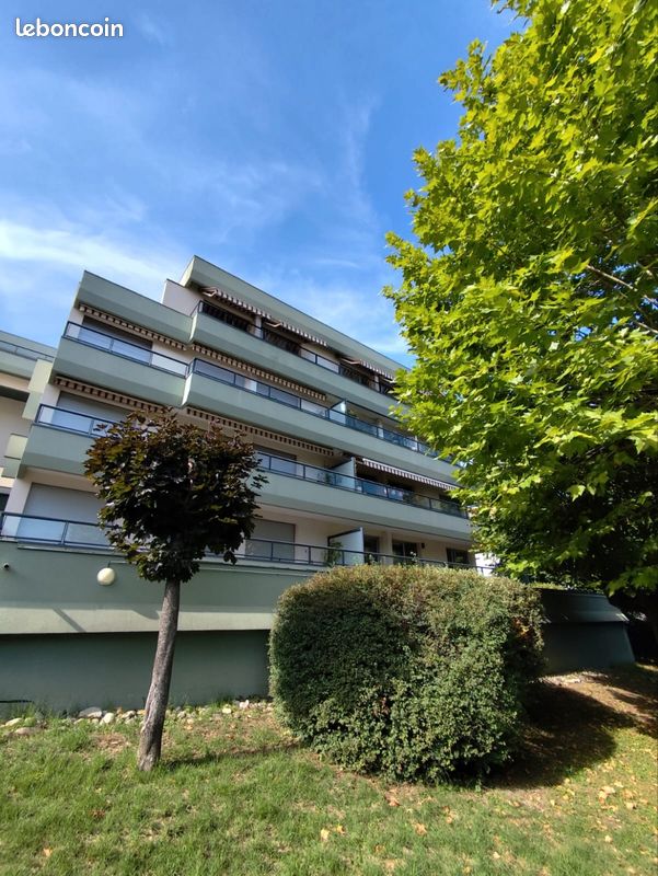 Appartement 3 pièces 83 m² · à Chamalières · 83 m² · 214 000 €