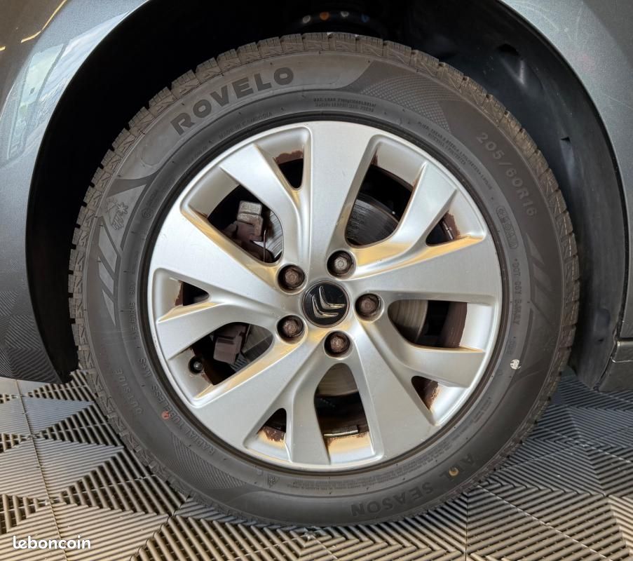 Citroën Grand C4 Picasso 1.6 HDi 115ch BUSINESS+ BVA – 7 PLACES | ENTRETIEN À JOUR + BARRES DE TO... (image 20)