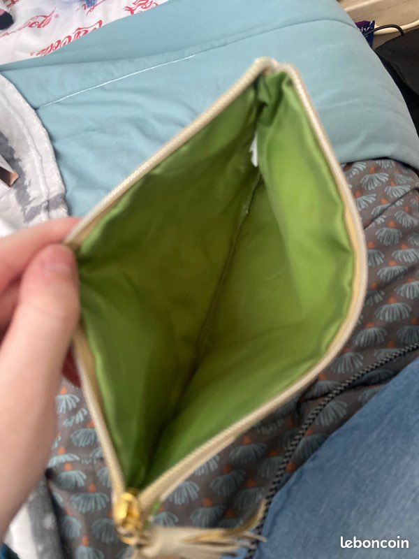 Trousse (image 3)