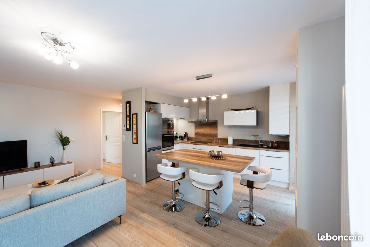 Appartement 3 pièces 70 m² · à Pau · 70 m² · 1 100 €/mois
