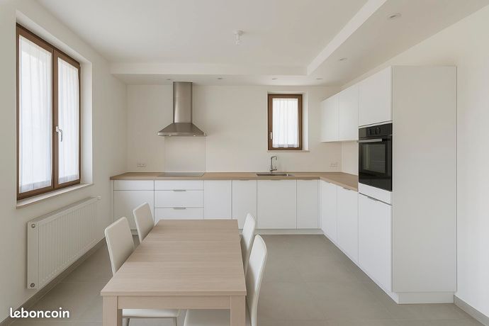 A louer Appartement 3 pièces – 75 m² – Cave, Parking, Jardin Ville-la-Grand
