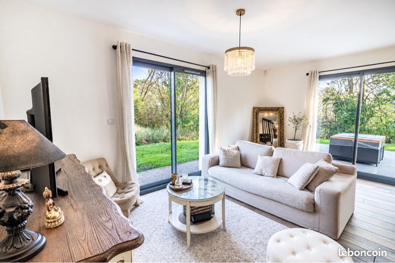 Maison 4 pièces 94 m² · à Neuville-sur-Ain · 94 m² · 273 000 €