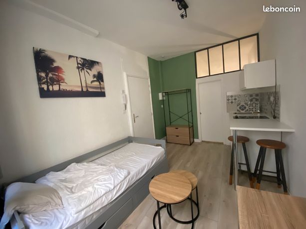 Location studio hyper centre Valence