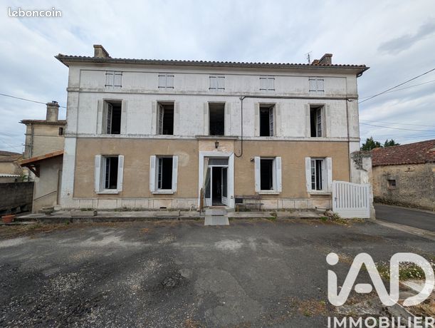 Maison de village 8 pièces 165 m²