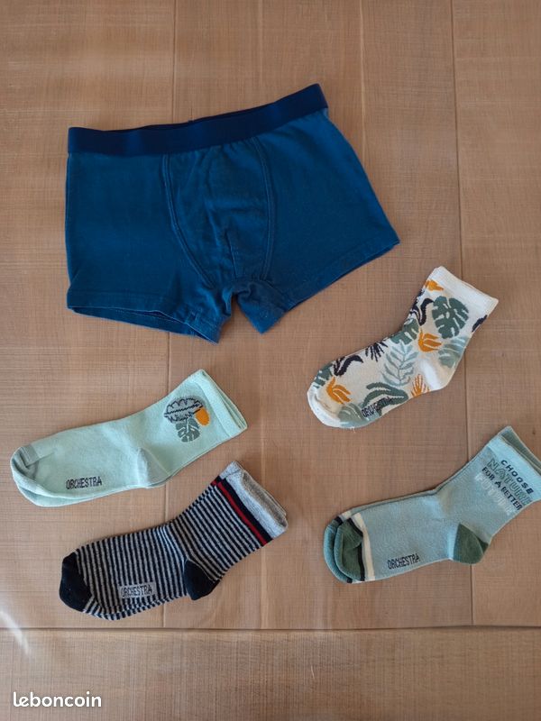 Lot chaussettes 35/38 et caleçon 134/140 (image 1)