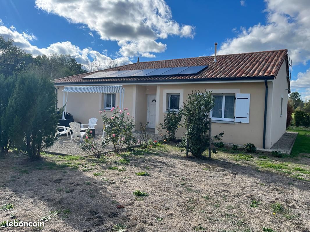 Maison 3 pièces 93 m² · à Lathus-Saint-Rémy · 93 m² · 159 100 €