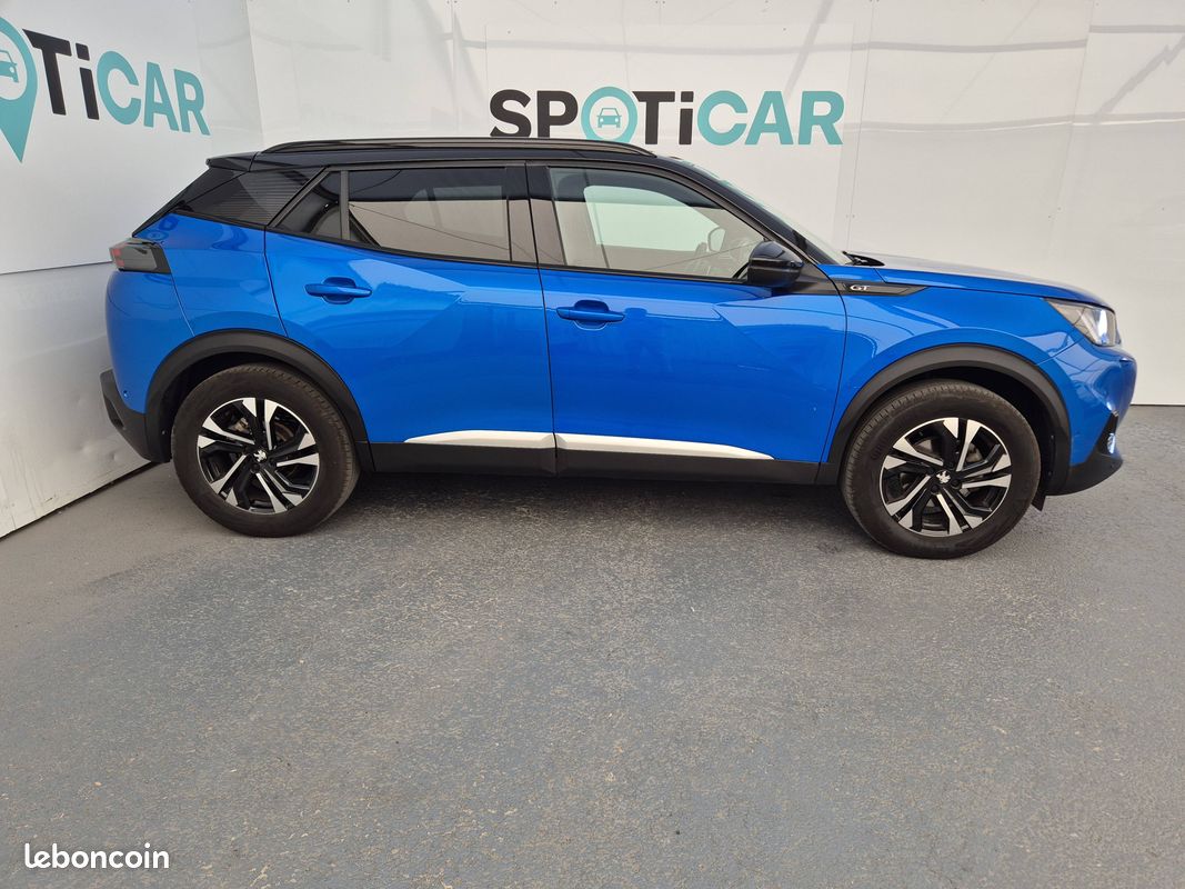 PEUGEOT 2008 PureTech 130 S&S EAT8 GT (image 4)